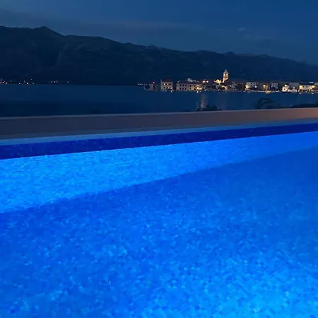 Luxury Beachfront With Private Pool, * Vinjerac