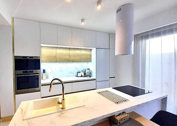 Luxury Beachfront With Private Pool, * Vinjerac