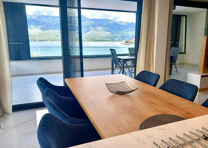 Luxury Beachfront With Private Pool, *